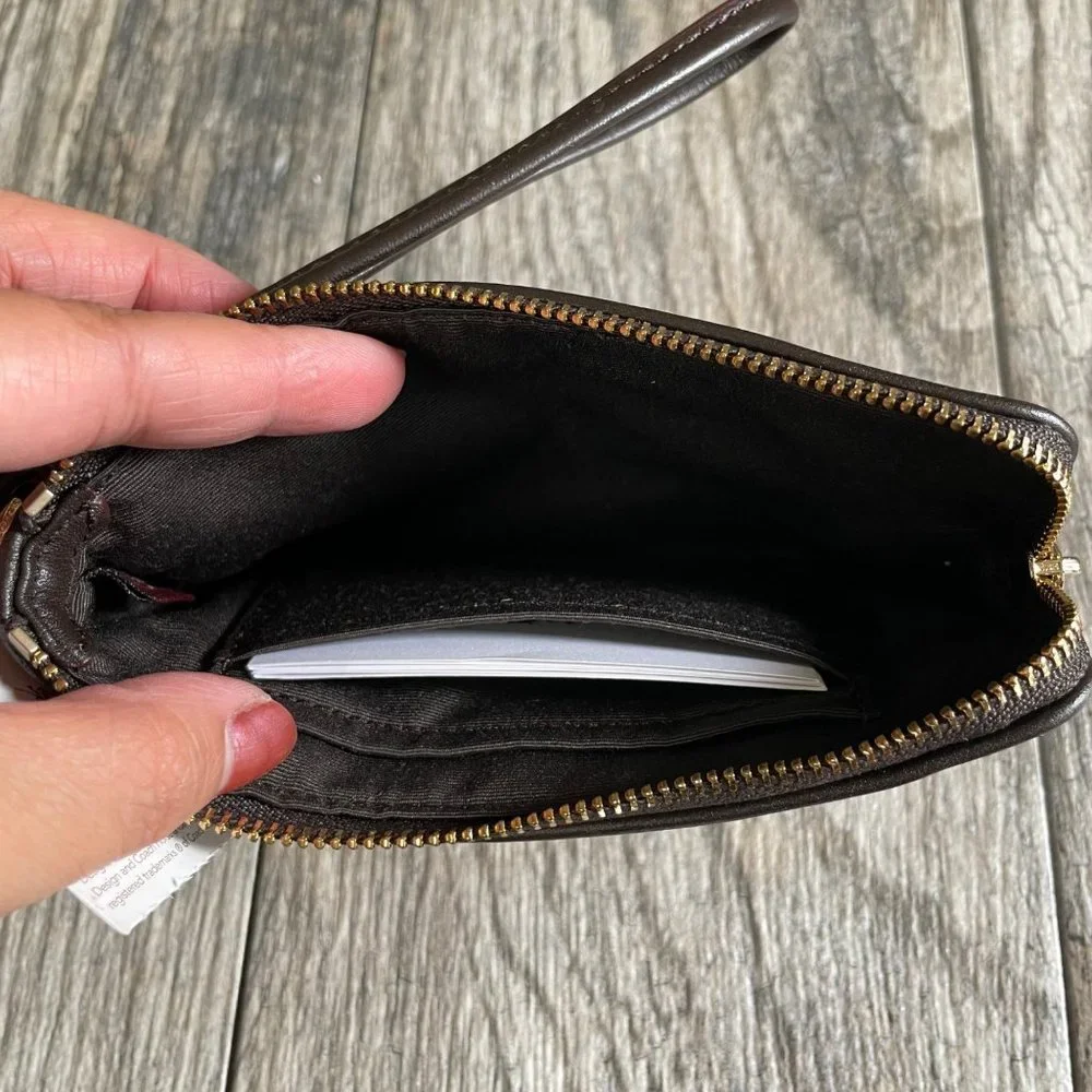 New Coach Signature CC Zip Wristlet Khaki Brown F54627